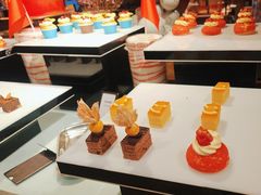 -烟台金海岸希尔顿酒店·開自助餐厅