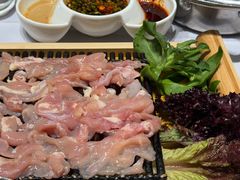 -红鼎豆捞·非遗鲍皇汤火锅(宝丰路店)