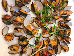 -覃记海鲜美食餐厅