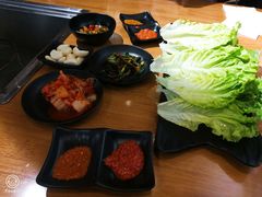 -肉甲韩国木炭烤肉(新壹街1店)