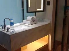 -成都港伦凯艺酒店(东郊记忆理工大学店)