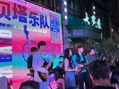 -霸王茶姬(南强街店)