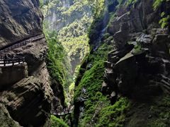 -龙水峡地缝景区