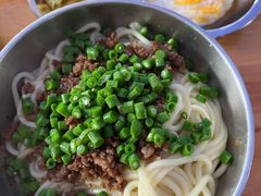 素椒杂酱面-左撇子私房面