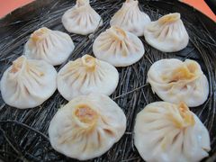 鲜肉汤包-四季美汤包(户部巷店)