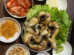 -围炉肉舍•炭烤活鳗•丹东海鲜烤肉(步行街店)