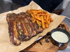 -LESCEDARS Brasserie Bistro香柏树