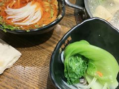 -呷哺呷哺 小火锅 (浦东新欧尚超市店)