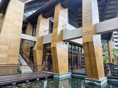 -三亚湾海居铂尔曼度假酒店