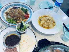 -巧克力渔家.小船海鲜胶东菜(万平口店)