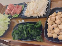 -多多大红焖羊肉馆