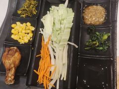 -鸡汤过桥·过桥米线