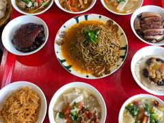 -蓝田九大碗民俗食府(蓝田店)