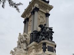 -阿方索十二世纪念碑