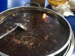 -马路边边·成都串串(翠柏路店)