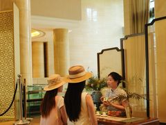 -成都保利公园皇冠假日酒店(熊猫基地店)