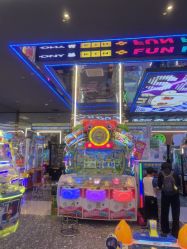 -卡通尼乐园(景枫中心店)