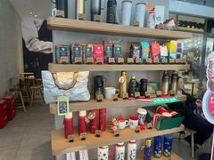 -星巴克臻选(舟山凯虹广场店)