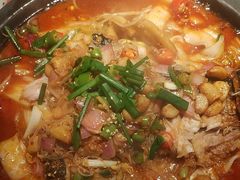-鸣记脆皮烤鱼·海鲜烤鱼(三八广场店)