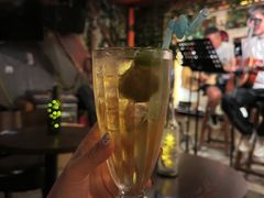 -南锣鼓巷吉他吧(鼓楼店)