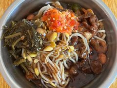 -灵山卢梅燕粉店