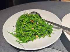 -虹潮荟·餐桌上的美食地理(太阳宫店)