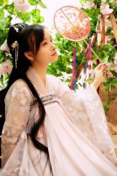 -汉仪华裳汉服馆(打浦桥店)