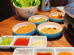 -明洞阿姨·韩式酱蟹烤肉·创意料理(三元桥店)