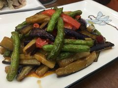 -伊源鼎盛餐饮服务有限公司