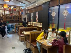 -青瓦餐厅·生鱼片·韩园烤肉(西塔店)