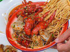 -捌贰虾蟹·江湖菜馆(江汉路店)
