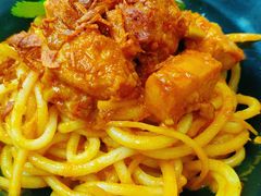 -缅华南国小食店