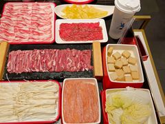 -渝水岸·鲜货火锅(新村7店)