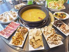 -野菌皇海景野生菌火锅(滨海大道店)