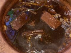 -临沂铁锅鲜鸡现炒青椒大公鸡干煸鸡(三元桥店)