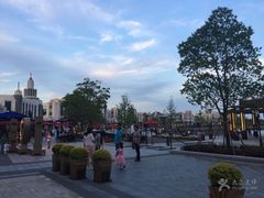 -MCM(比斯特上海购物村店)