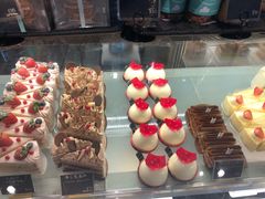 -Dough&Joe团憩(瑞虹天地月亮湾店)