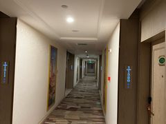 -维也纳国际酒店·西京医院胡家庙地铁站店