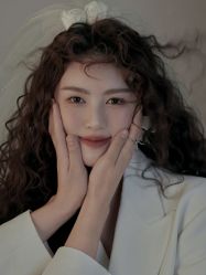 -巴黎时尚婚纱摄影(南汇店)