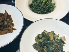 -鸽子侯·家宴·平价海鲜(市图书馆店)