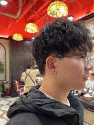-东方先生国潮男士理发馆