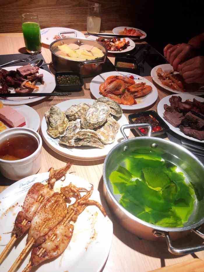 星伦多海鲜自助餐厅(八佰伴店)