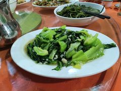 蒜蓉炒芥菜-淇沙湾渔村餐厅