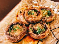 蒜香烤口蘑-伊藤ITO(侨福芳草地购物中心店)