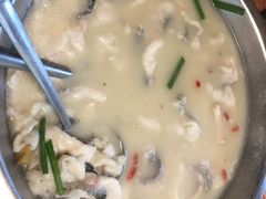 -陈生记黑鱼馆·20年活鱼现杀(宁波鼓楼店)