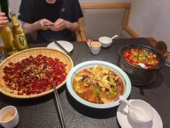 -万重锦·人文川菜馆(骡马市店)