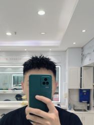 -镁连社·美联社