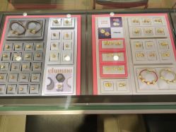 -周生生Chow Sang Sang(东方店)