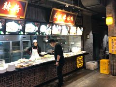 -八一路好吃街(雨田商务大厦店)