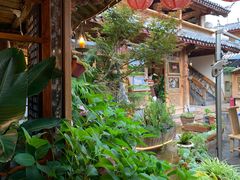 -小锅巴纳西餐厅